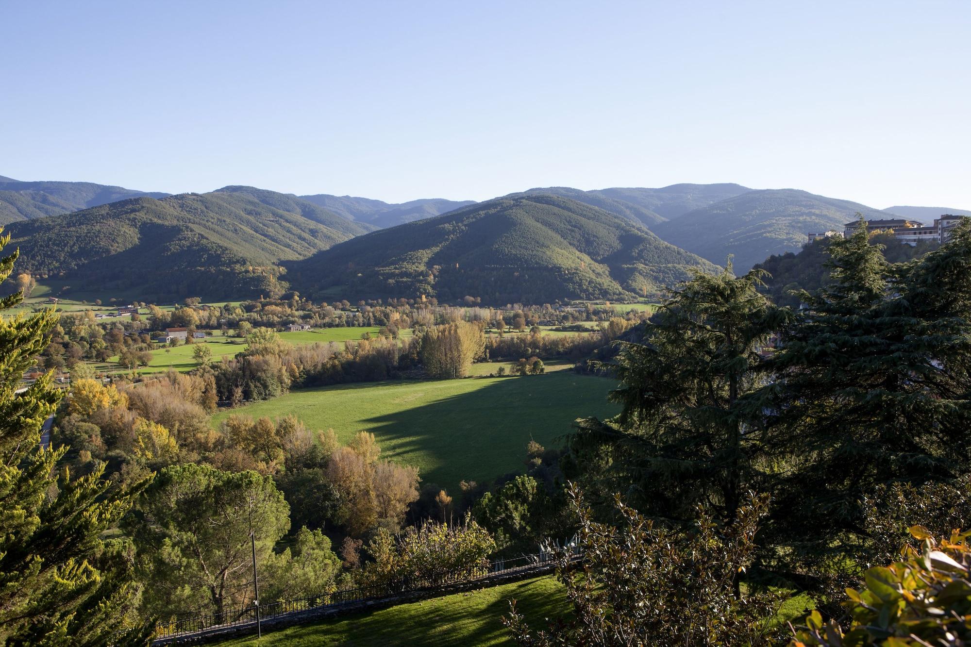 El Castell De Ciutat - Relais & Chateaux La Seu d'Urgell Luaran gambar