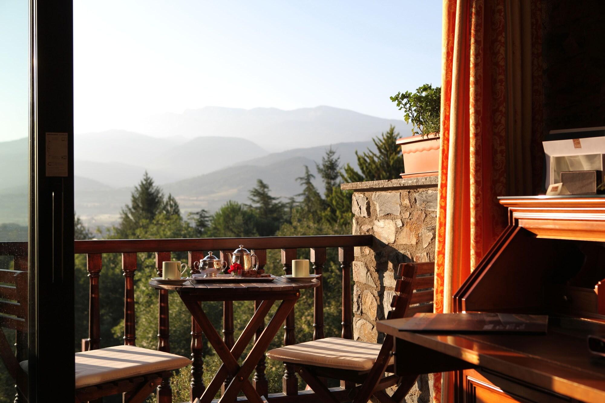 El Castell De Ciutat - Relais & Chateaux La Seu d'Urgell Luaran gambar